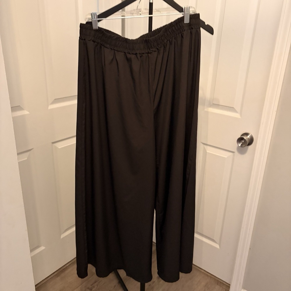 High Waisted Black Wide-Leg Palazzo Pants 2X Fluid Drape Casual Minimalist EUC